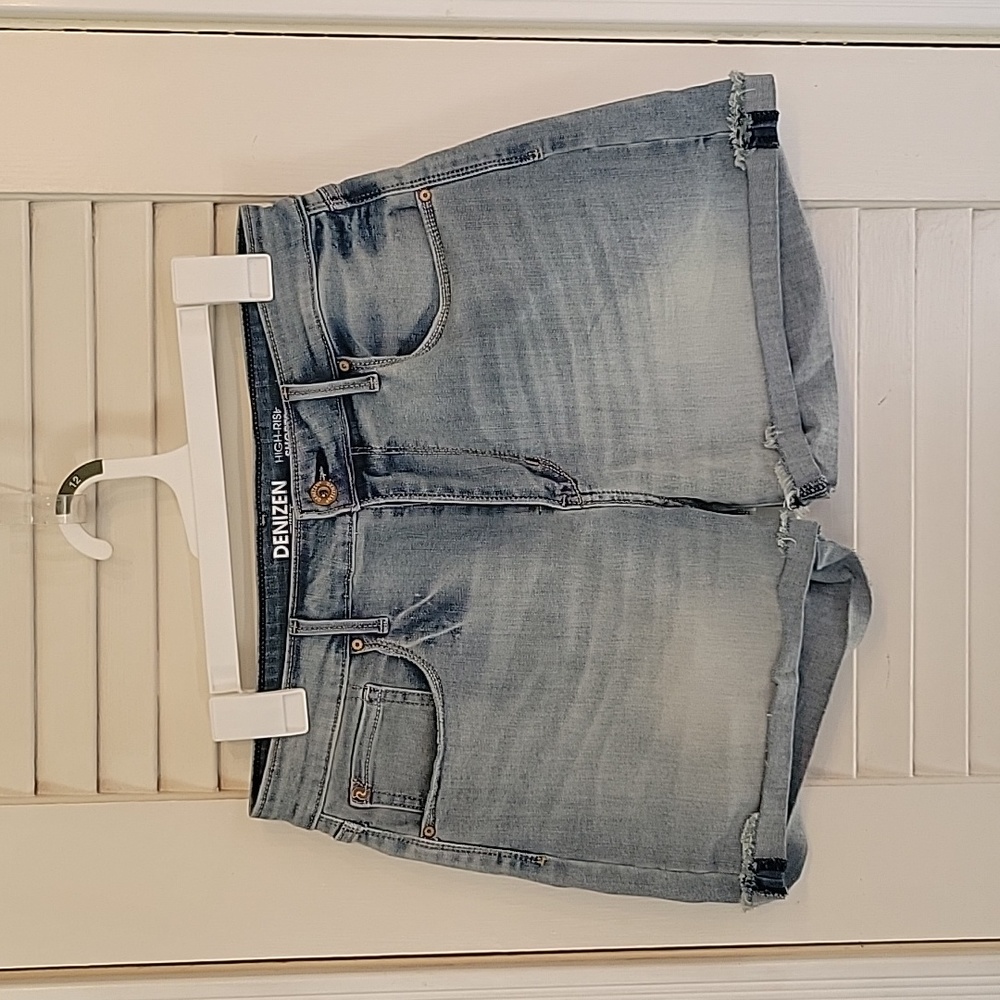 Ladies Jean shirts size 10 waist 30 high rise